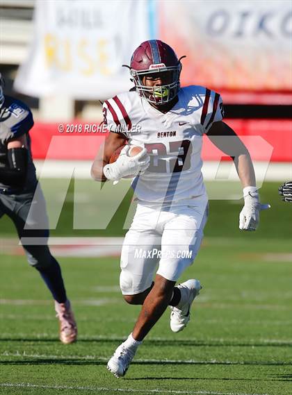 Thumbnail 1 in Greenwood vs. Benton (AAA 6A State Final) photogallery.