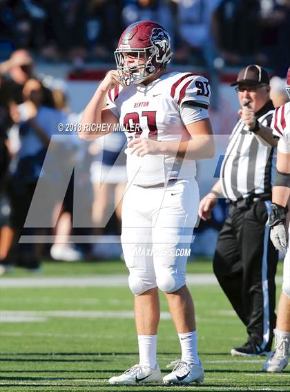 Thumbnail 1 in Greenwood vs. Benton (AAA 6A State Final) photogallery.