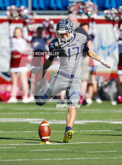 Thumbnail 1 in Greenwood vs. Benton (AAA 6A State Final) photogallery.