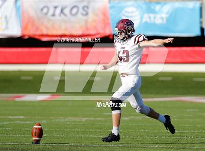 Thumbnail 3 in Greenwood vs. Benton (AAA 6A State Final) photogallery.