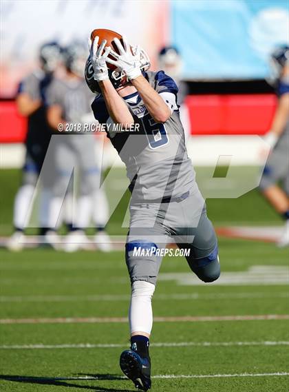 Thumbnail 1 in Greenwood vs. Benton (AAA 6A State Final) photogallery.