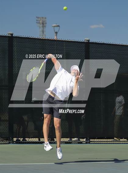 Thumbnail 2 in Loyola vs Harvard-Westlake (CIFSS Open Division, Round 1) photogallery.
