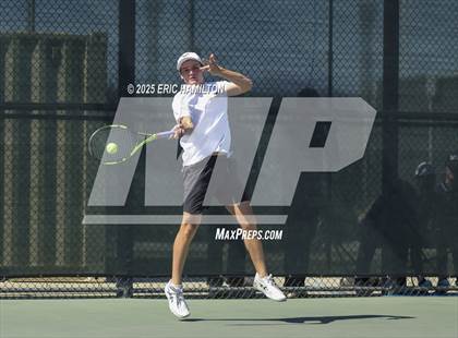 Thumbnail 2 in Loyola vs Harvard-Westlake (CIFSS Open Division, Round 1) photogallery.