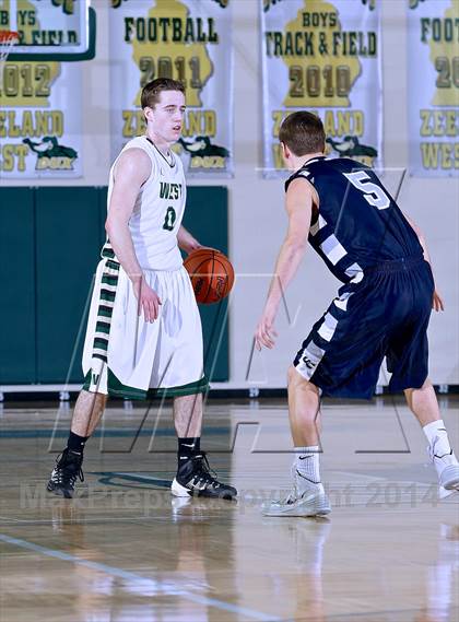 Thumbnail 2 in Unity Christian vs. Zeeland West photogallery.