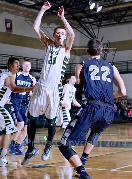 Thumbnail 2 in Unity Christian vs. Zeeland West photogallery.