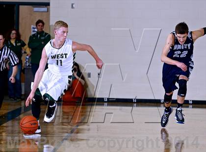Thumbnail 2 in Unity Christian vs. Zeeland West photogallery.