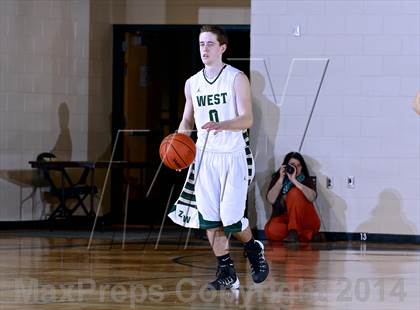 Thumbnail 2 in Unity Christian vs. Zeeland West photogallery.