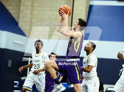 Thumbnail 3 in Crenshaw vs  St. Augustine (Sierra Canyon Super Showcase) photogallery.