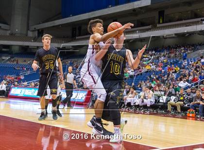 Thumbnail 1 in Avinger vs. Grady (UIL 1A Final) photogallery.