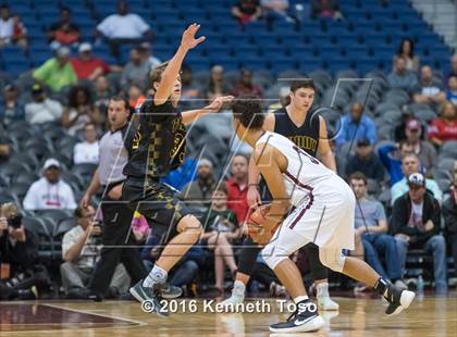 Thumbnail 2 in Avinger vs. Grady (UIL 1A Final) photogallery.