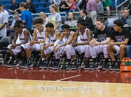 Thumbnail 1 in Avinger vs. Grady (UIL 1A Final) photogallery.