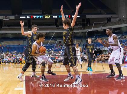 Thumbnail 2 in Avinger vs. Grady (UIL 1A Final) photogallery.
