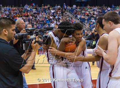 Thumbnail 1 in Avinger vs. Grady (UIL 1A Final) photogallery.
