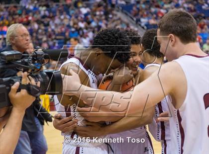 Thumbnail 2 in Avinger vs. Grady (UIL 1A Final) photogallery.
