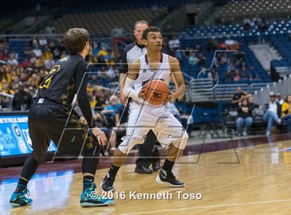 Thumbnail 3 in Avinger vs. Grady (UIL 1A Final) photogallery.