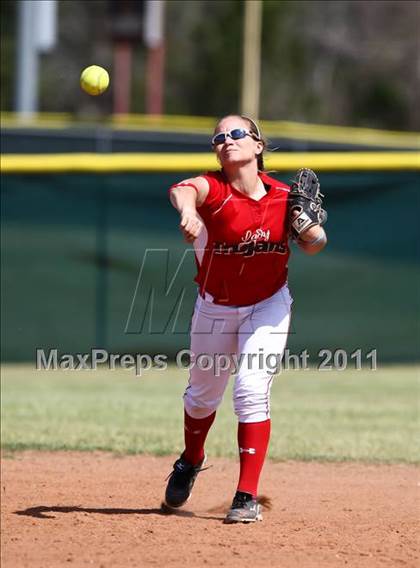 Thumbnail 2 in Tarkington @ Coldspring-Oakhurst photogallery.