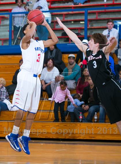 Thumbnail 2 in Fellowship of Christian Athletes vs Bartlett photogallery.
