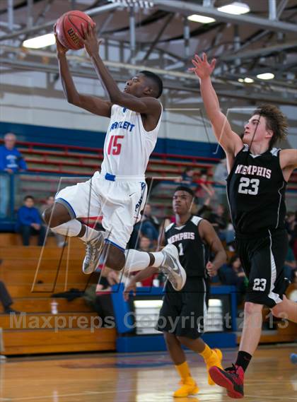 Thumbnail 2 in Fellowship of Christian Athletes vs Bartlett photogallery.