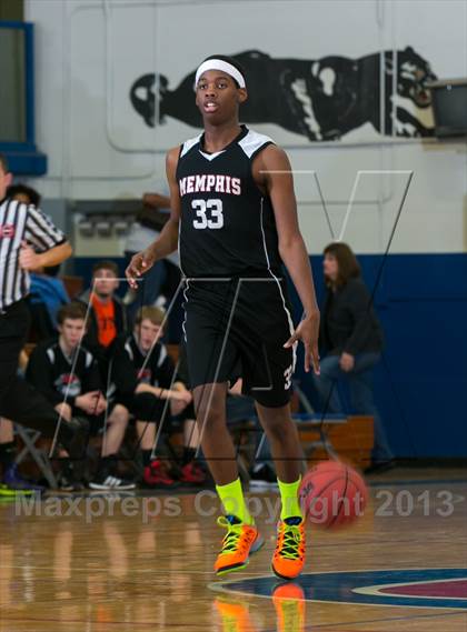 Thumbnail 1 in Fellowship of Christian Athletes vs Bartlett photogallery.