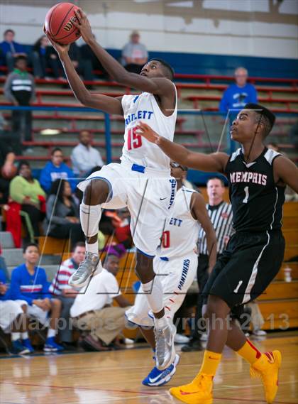Thumbnail 1 in Fellowship of Christian Athletes vs Bartlett photogallery.