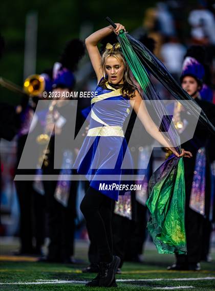 Thumbnail 2 in Glenville @ Avon photogallery.