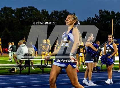 Thumbnail 1 in Glenville @ Avon photogallery.