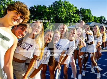 Thumbnail 2 in Glenville @ Avon photogallery.