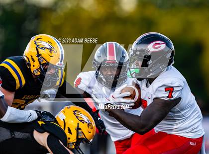 Thumbnail 1 in Glenville @ Avon photogallery.