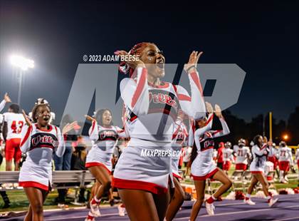 Thumbnail 2 in Glenville @ Avon photogallery.