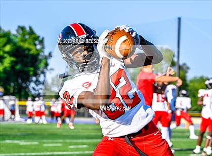 Thumbnail 2 in Glenville @ Avon photogallery.