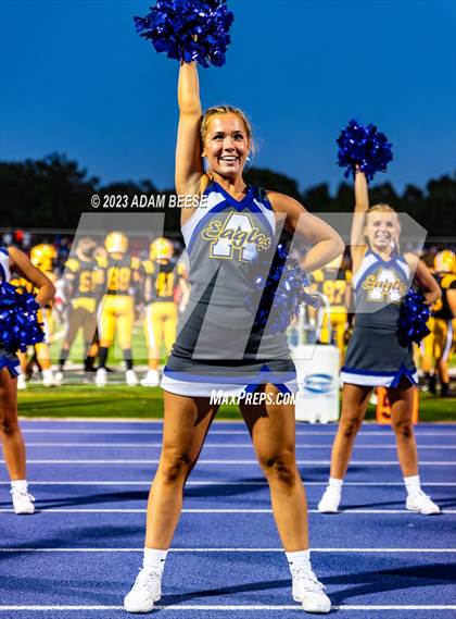Thumbnail 2 in Glenville @ Avon photogallery.
