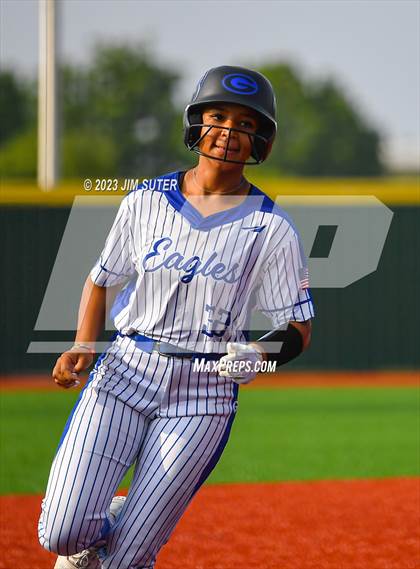 Thumbnail 1 in Georgetown vs Lake Creek (UIL 5A Reg III Final) photogallery.