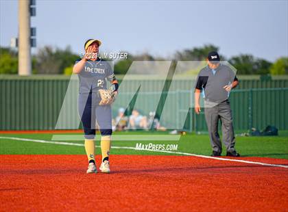 Thumbnail 2 in Georgetown vs Lake Creek (UIL 5A Reg III Final) photogallery.
