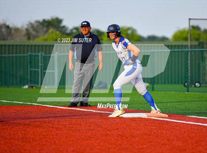 Thumbnail 1 in Georgetown vs Lake Creek (UIL 5A Reg III Final) photogallery.