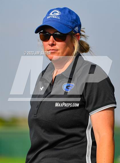 Thumbnail 1 in Georgetown vs Lake Creek (UIL 5A Reg III Final) photogallery.