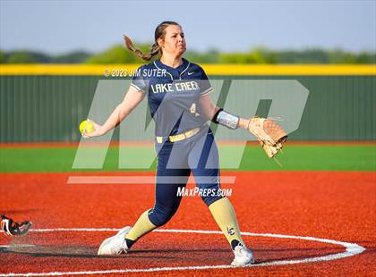 Thumbnail 2 in Georgetown vs Lake Creek (UIL 5A Reg III Final) photogallery.