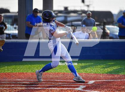 Thumbnail 2 in Georgetown vs Lake Creek (UIL 5A Reg III Final) photogallery.