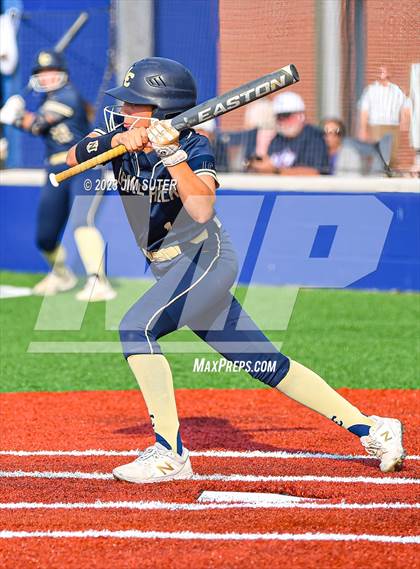Thumbnail 2 in Georgetown vs Lake Creek (UIL 5A Reg III Final) photogallery.