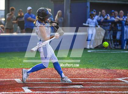 Thumbnail 3 in Georgetown vs Lake Creek (UIL 5A Reg III Final) photogallery.