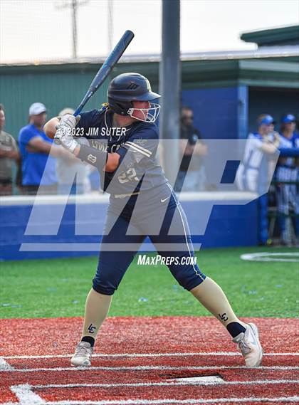 Thumbnail 2 in Georgetown vs Lake Creek (UIL 5A Reg III Final) photogallery.