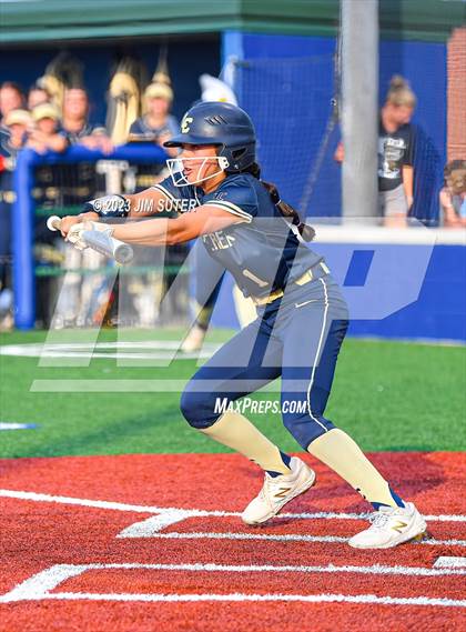 Thumbnail 3 in Georgetown vs Lake Creek (UIL 5A Reg III Final) photogallery.