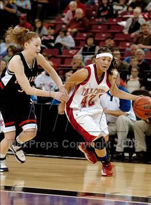 Thumbnail 3 in Modesto Christian vs. Christian Brothers (CIF SJS D4 Final) photogallery.