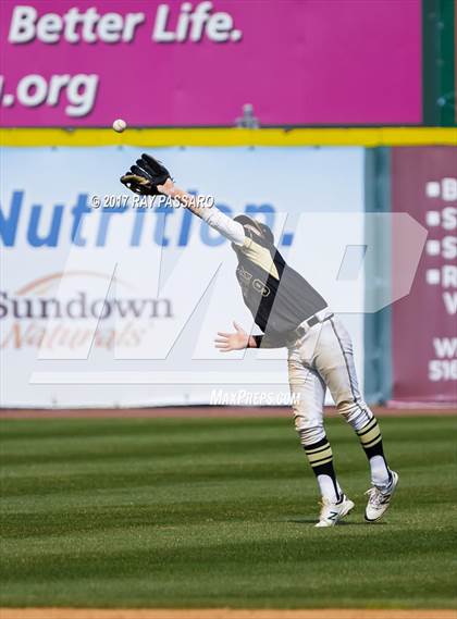 Thumbnail 1 in Sachem North @ Lindenhurst photogallery.
