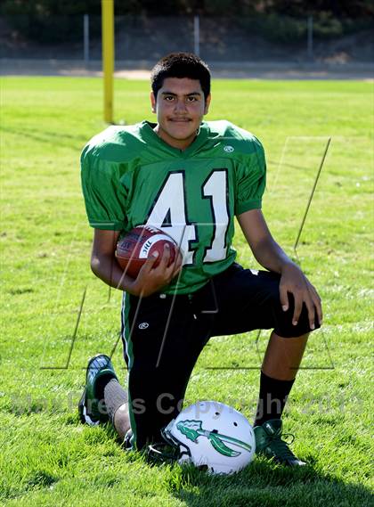 Thumbnail 1 in Fr: Tehachapi Freshman Football Team and Individual Portraits photogallery.