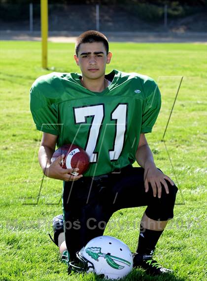 Thumbnail 1 in Fr: Tehachapi Freshman Football Team and Individual Portraits photogallery.