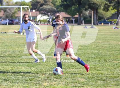 Thumbnail 3 in Enochs @ Beyer  photogallery.