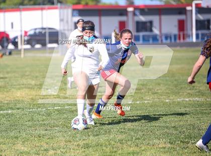 Thumbnail 2 in Enochs @ Beyer  photogallery.