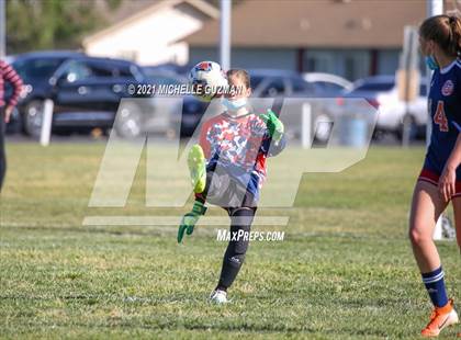 Thumbnail 1 in Enochs @ Beyer  photogallery.