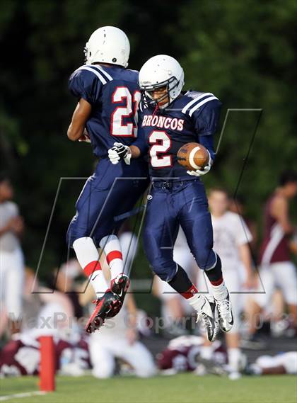 Thumbnail 3 in Boyd vs. Lewisville photogallery.