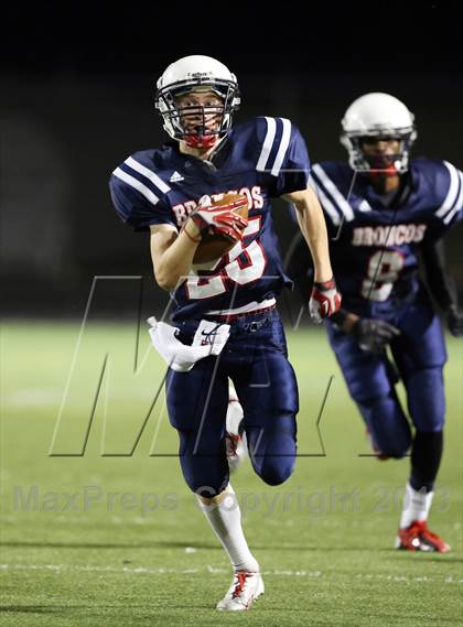 Thumbnail 3 in Boyd vs. Lewisville photogallery.